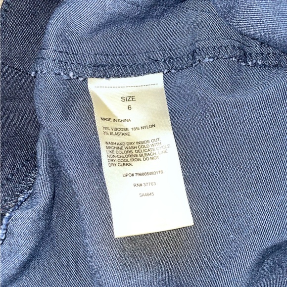 Rafaella Shorts Navy Blue 6 - Picture 5 of 8